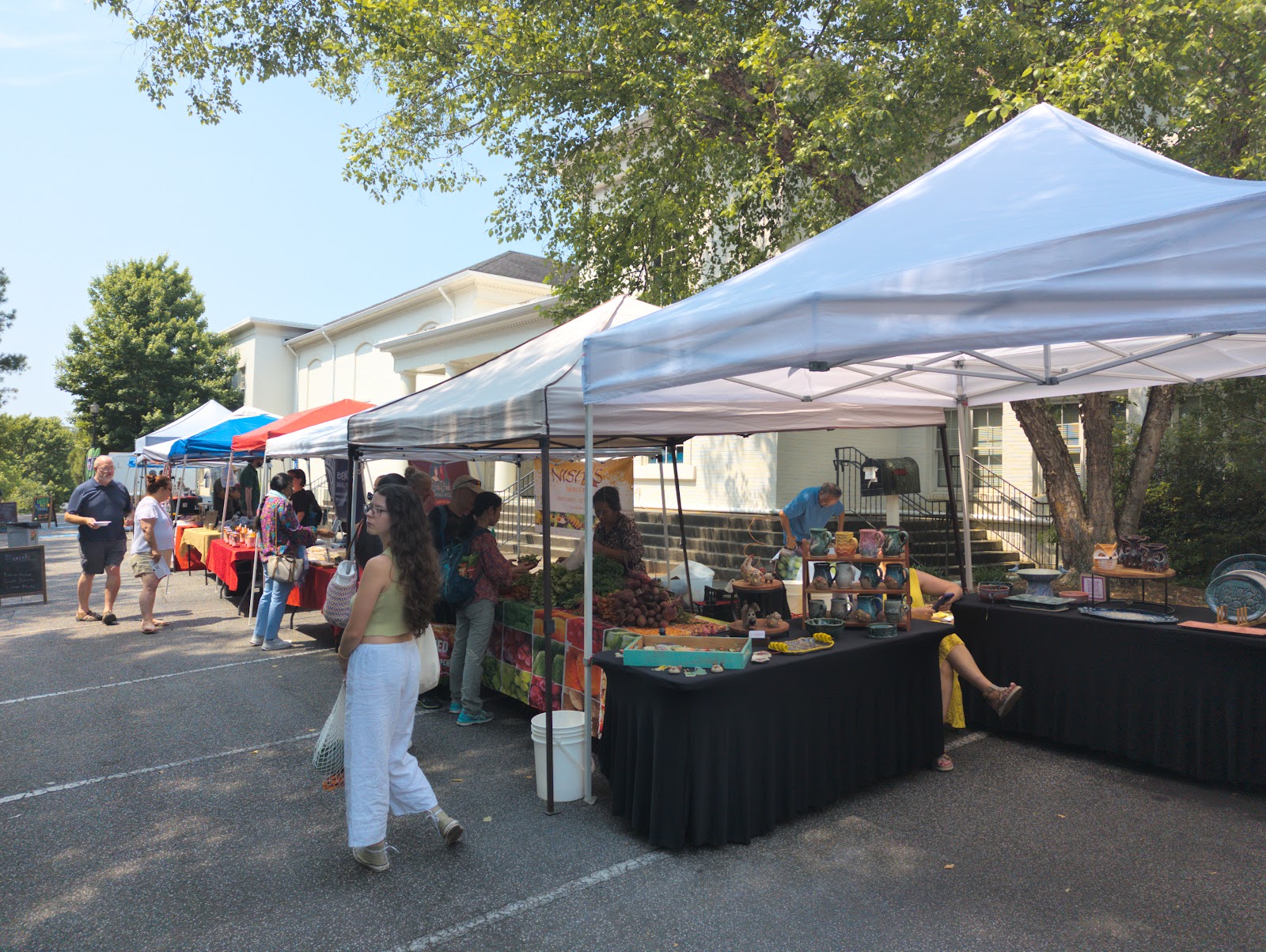 Lowkey Spots visual for Roswell Farmers and Artisans Market, a Farmers market / local artisan market in Downtown Roswell / Roswell City...