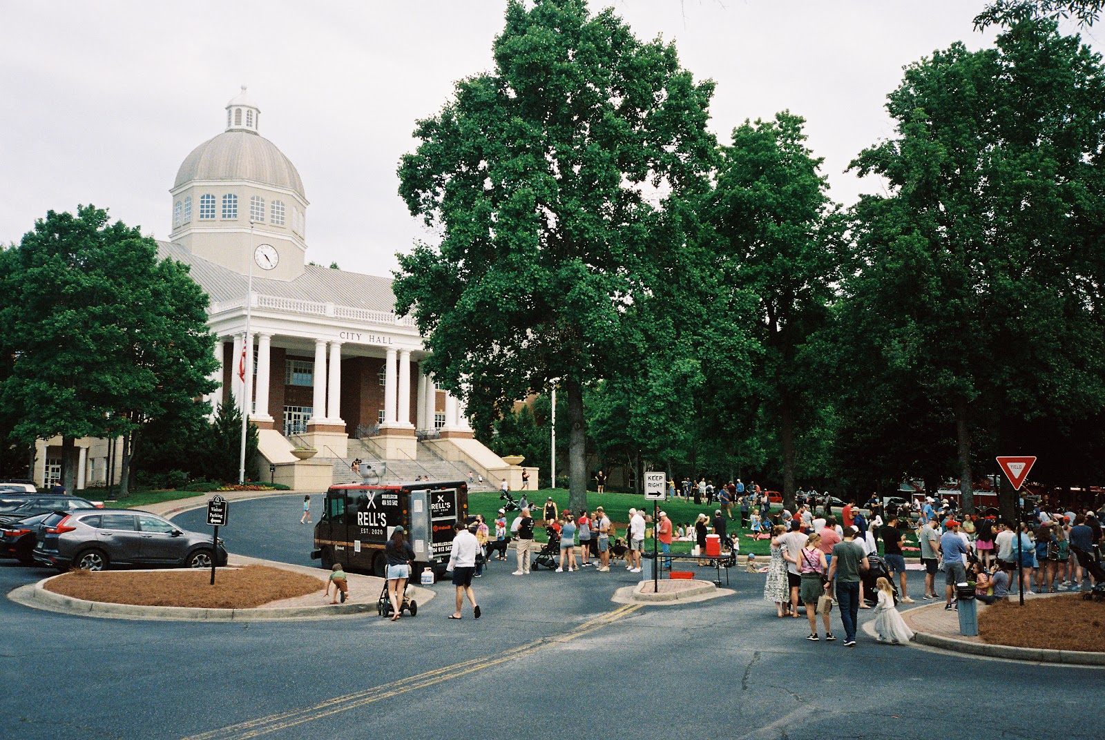Roswell Farmers and Artisans Market photo 3